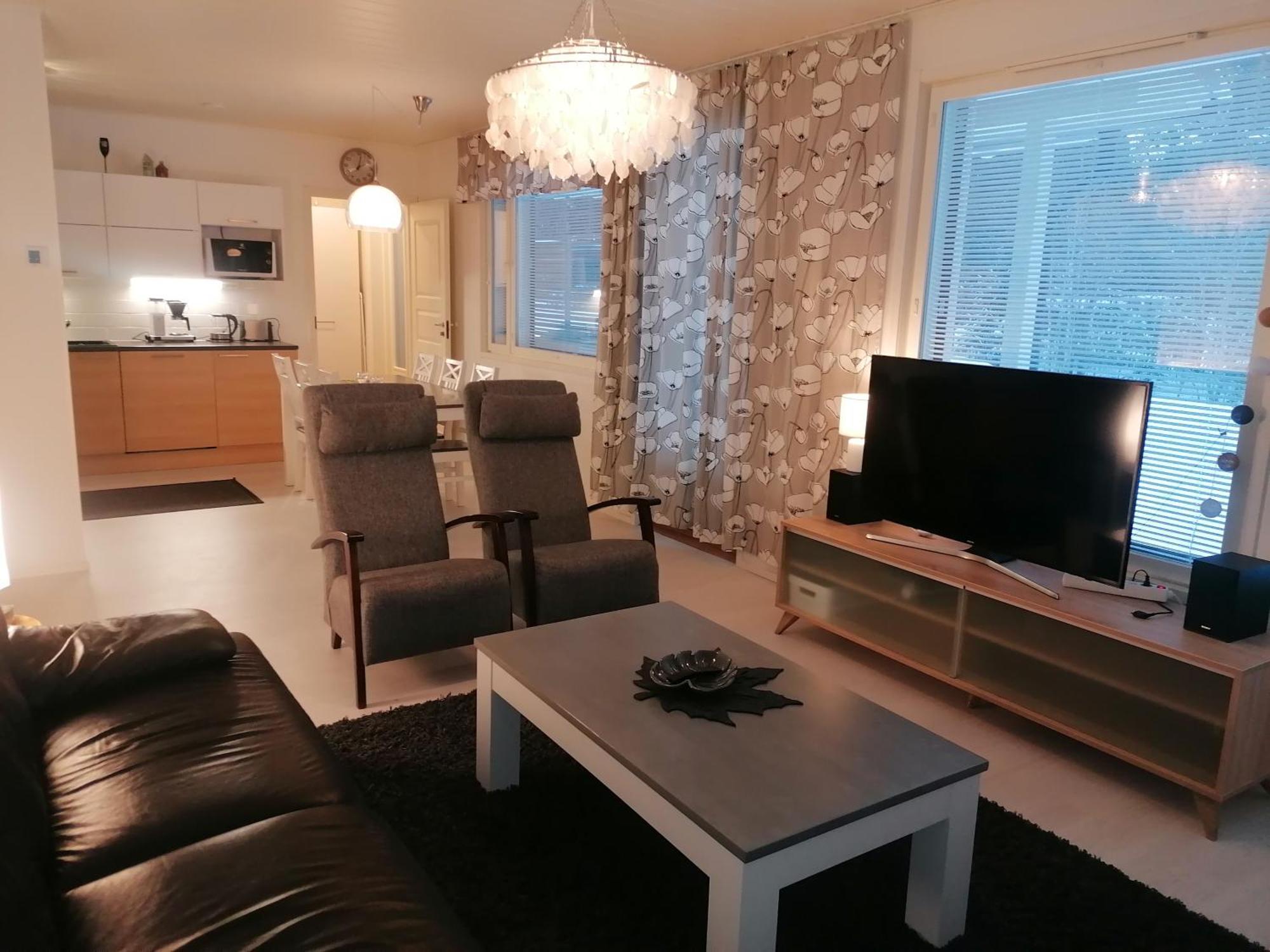 Majoituspalvelu Nurmi Apartment Oksapolku 2 B Deluxe Huoneisto 103M2 拉赫 外观 照片